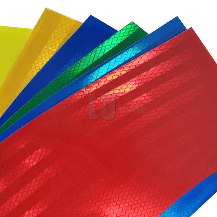 ASTM D 4956 Typ IV Wysokiej Intensywności Pryzmatyczna Arkusz Odblaskowy Drukowalny 4x150 stóp