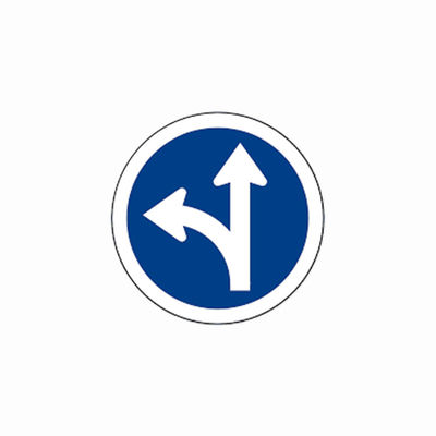 Dobra cena. Trójkątowy kod drogowy Symbol Obowiązkowy znak zakazany dla pieszych w Internecie